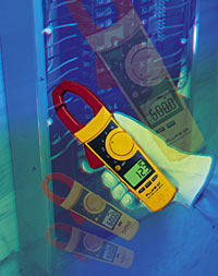 Fluke 334 數字鉗型表